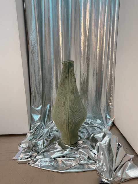 Nina Dorfer, triangle vase
