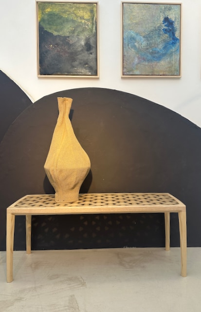 Nina Dorfer, triangle vase